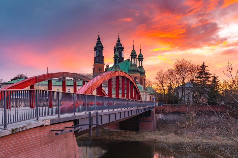 Poznan: Private Exclusive History Tour With a Local Expert - Stary Rynek (Old Market Square)