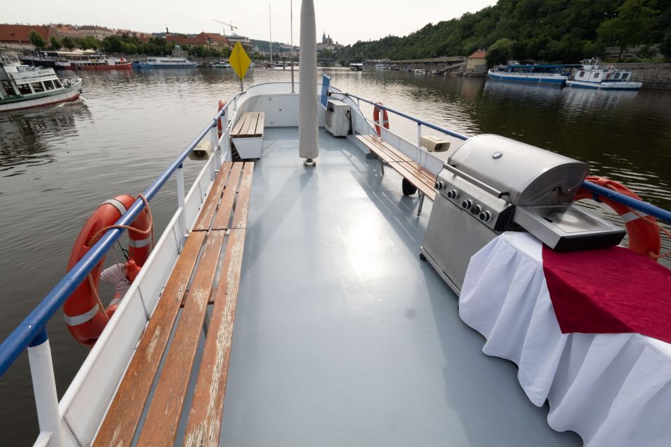 Prague: Vltava River Private Boat Party With Drinks - Multilingual Tour Guide Services