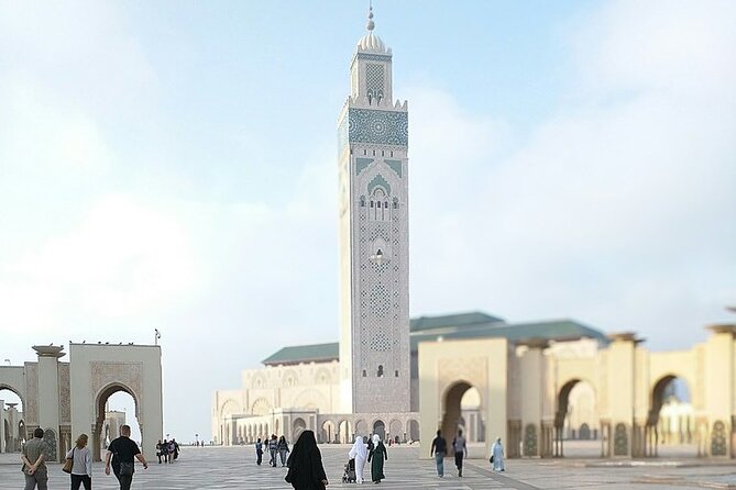 Private Day Trip From Marrakech to Casablanca - Transportation and Accessibility