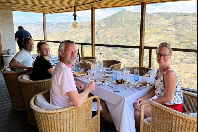 Private Douro Valley Tour With Lunch & Wines - Douro Valley Exploration