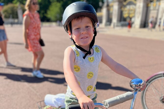 Private Family Bike Tour of London - Location and Transportation