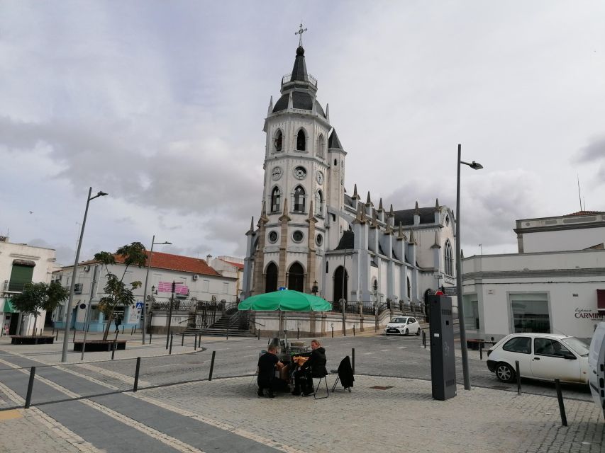 Private Full Day Tour - Évora and Monsaraz - Alentejo Cuisine and Crafts