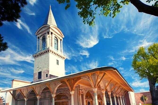 Private Guided Basilica Cistern and Topkapi Palace With Skip Line - Discovering Topkapi Palace