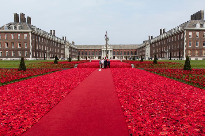 Private Guided Tour of Historic Chelsea - Hear Local Legends