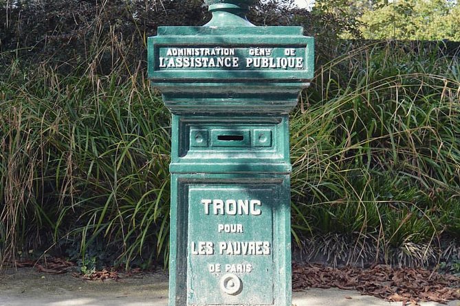 Private Guided Tour to Père Lachaise Cemetery in Paris - Meeting and End Points