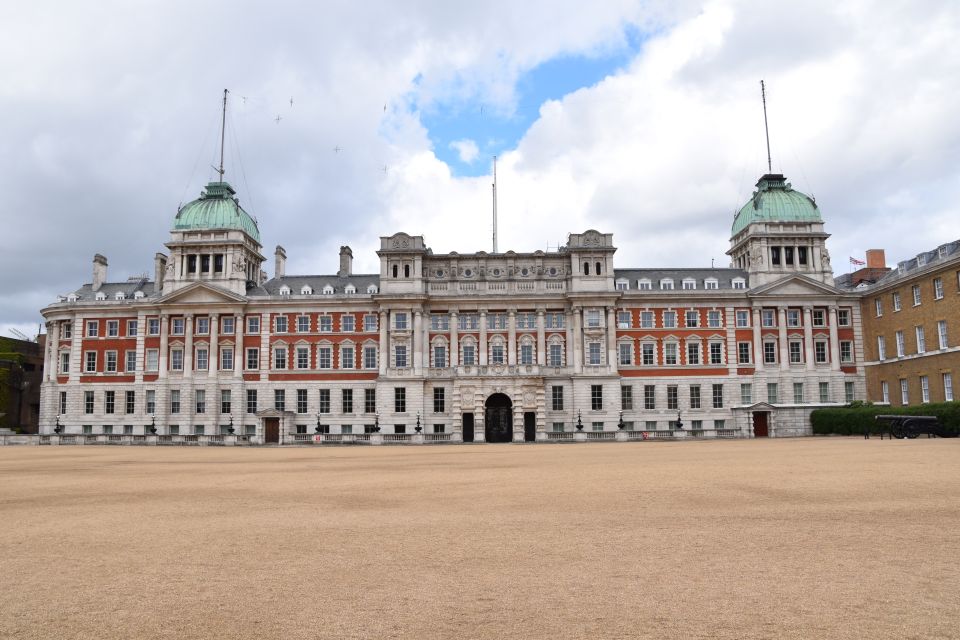 Private James Bond Fictional & Film Spy Tour of London - Inspiration From Real-Life Spies