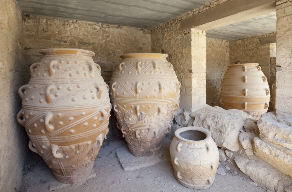 Private Knossos Skip the Line Tour Inc. Lunch & Wine Tasting - Cretan Culinary Experience