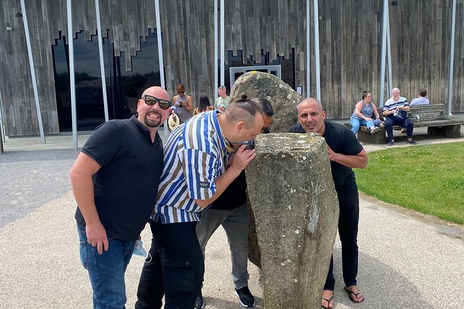 Private Stonehenge, Woodhenge, Avebury Stone Circle Day Tour - Discovering Avebury Stone Circle