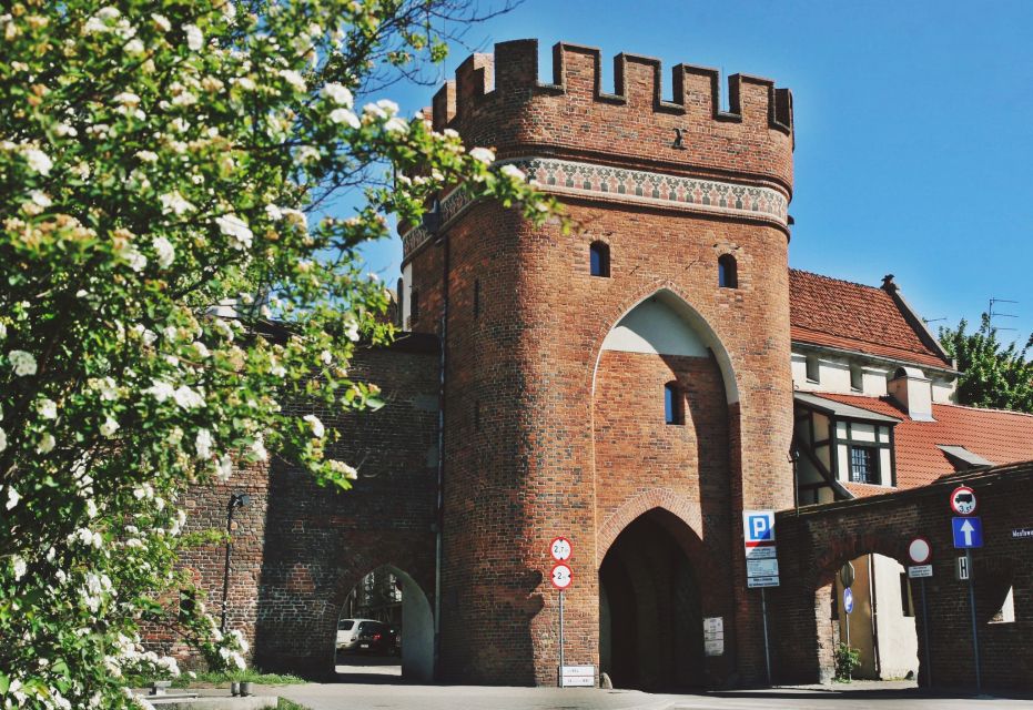 Private Tour From Warsaw to Torun - Discover Nicolaus Copernicuss Birthplace