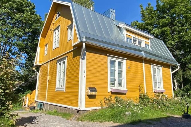 Private Tour Helsinki Highlights & Medieval Porvoo - Private Tour Experience