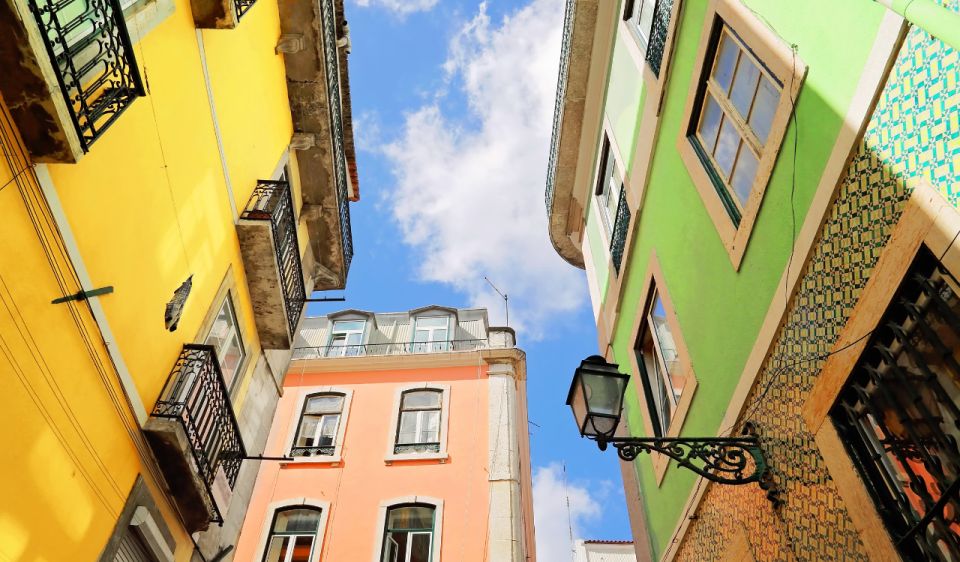 Private Walking Tour of Lisbon With Official Tour Guide - Explore Lisbons Vibrant Neighborhoods