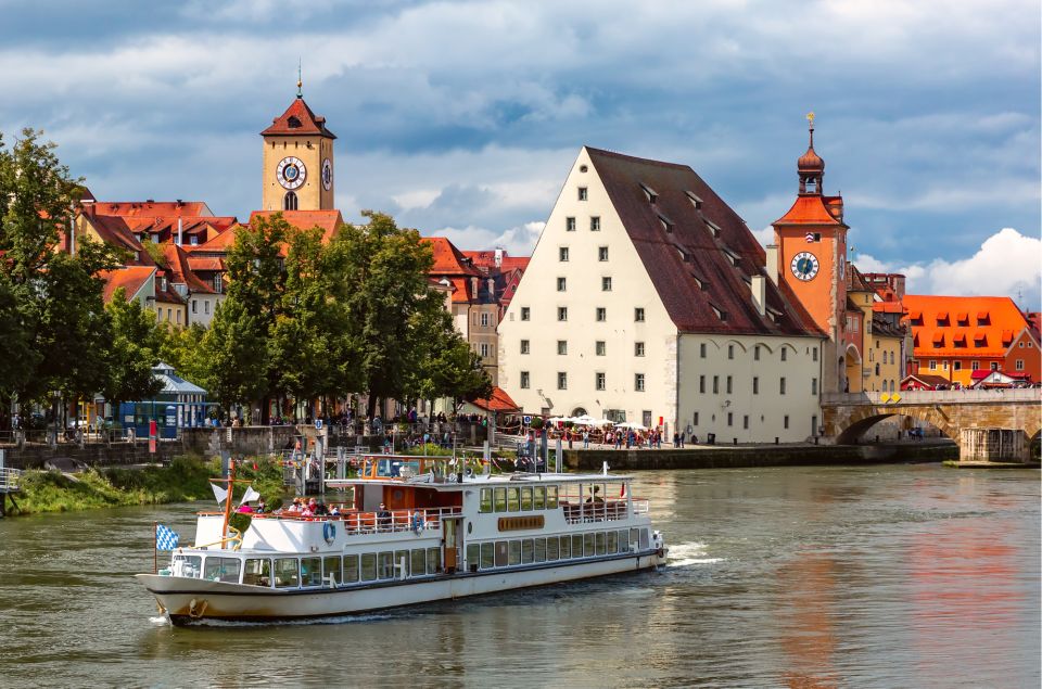 Regensburg: Scavenger Hunt Self-Guided Tour - Exploring at Your Pace