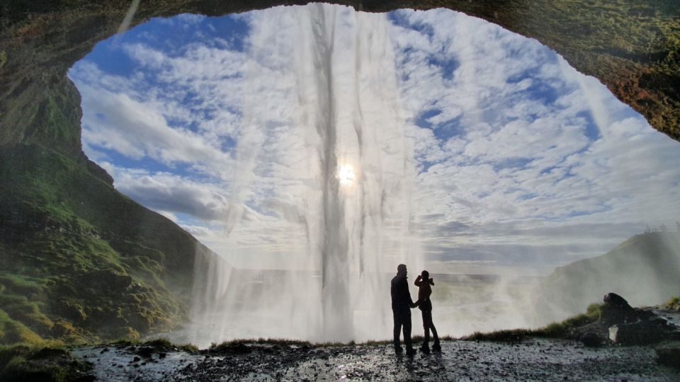 Reykjavik: 2-Day Tour With Icebergs, Glaciers & Waterfalls - Exploring Fjađrárgljúfur River Canyon