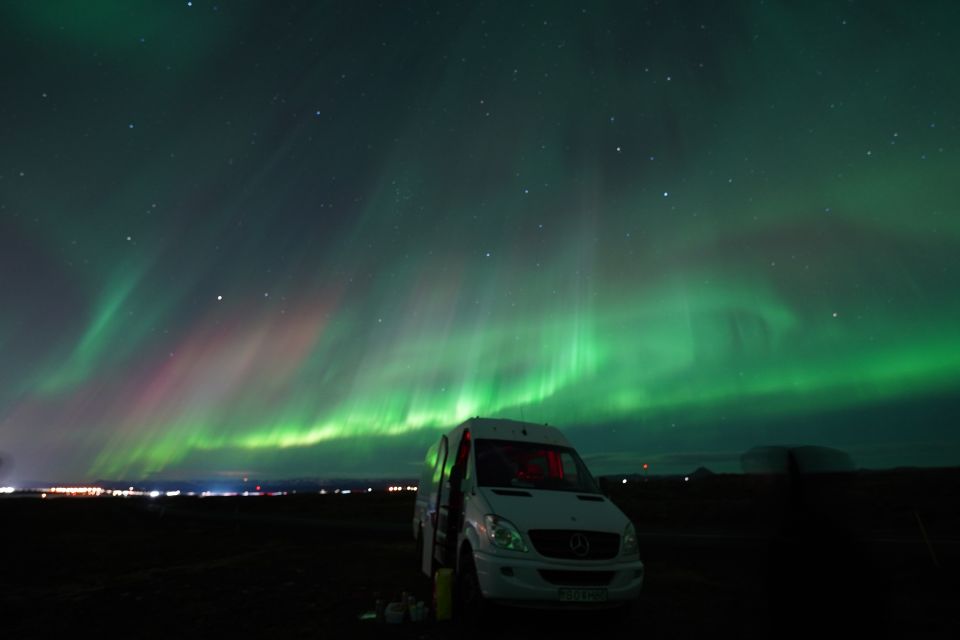 Reykjavik: Premium Northern Lights Tour With Free Photos - Homemade Icelandic Treats