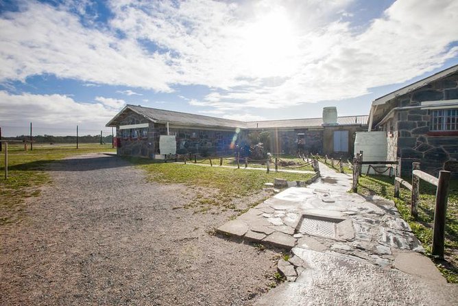 Robben Island & City Stops.We Confirm Tickets by 8h00 Am Next Day - Former Political Prisoner-Led Tours