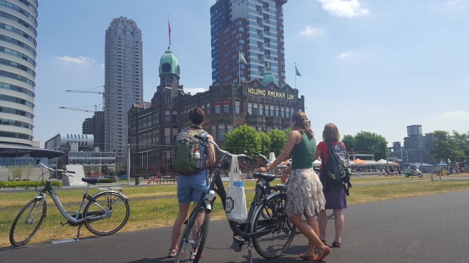 Rotterdam: City Highlights Guided Bike Tour - Getting to the Meeting Point