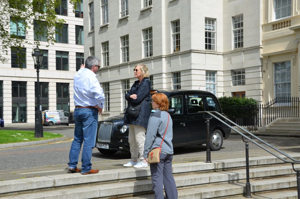 Royal London Private Full-Day Sightseeing Tour by Black Taxi - Itinerary: Footsteps of the Queen