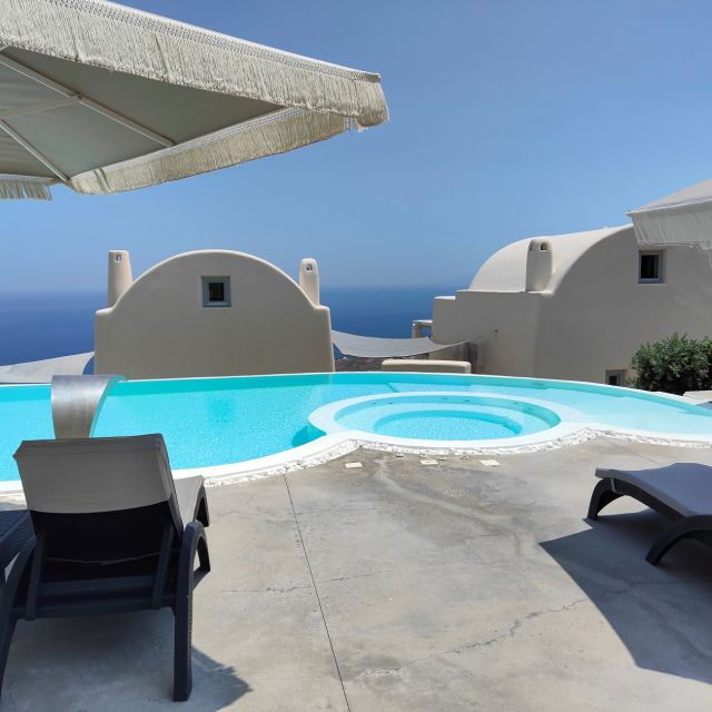 Santorini: Aromatherapy Couples Massage - Suitability and Restrictions