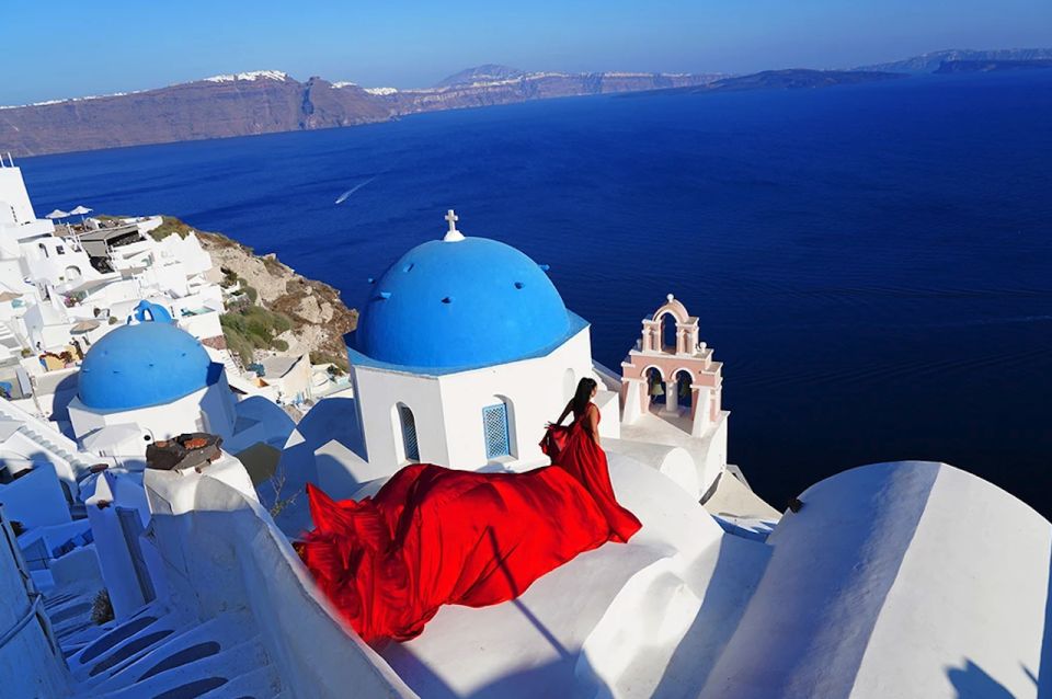 Santorini: Private Flying Dress Photoshoot in Santorini - Included Services and Amenities