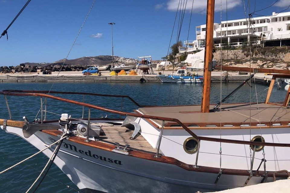 Santorini: Traditional Wooden Boat Tour With Meal and Wine - Preparing for the Tour