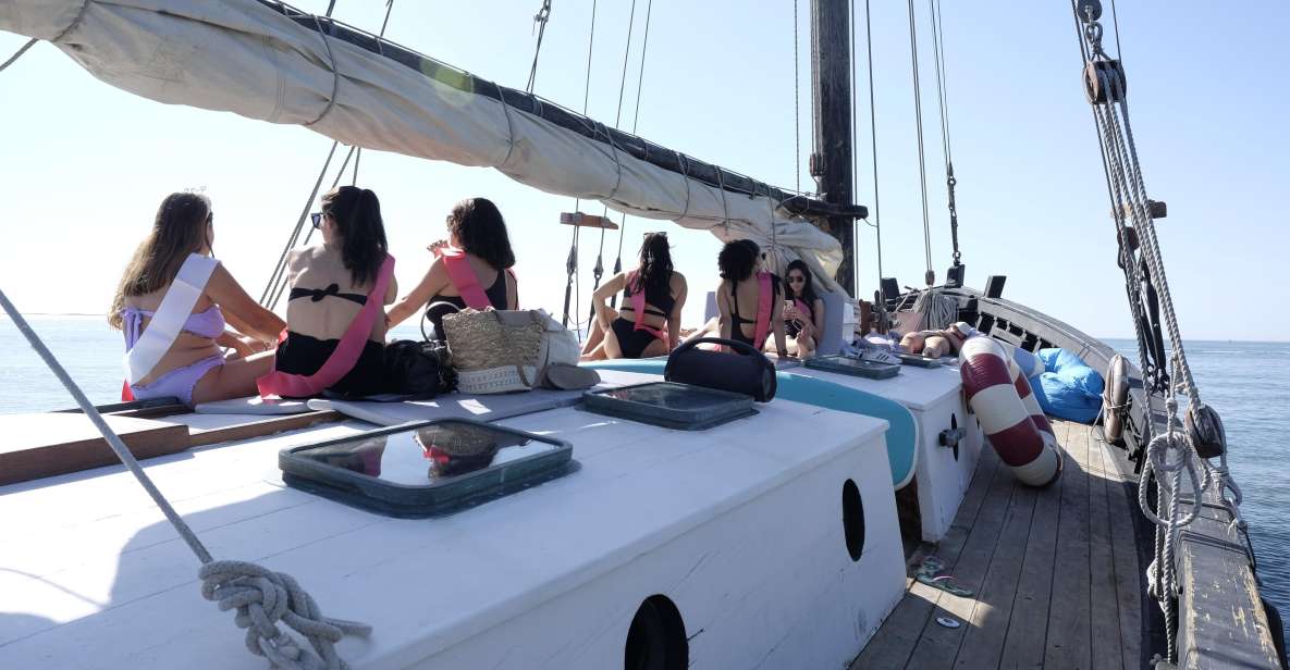 Sesimbra & Arrábida: Full-Day Traditional Boat Experience - Whats Included in the Package