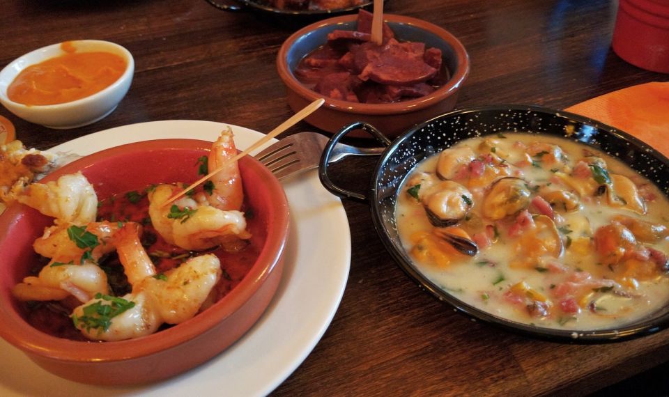 Seville: 3-Hour Guided Tapas Tour in Seville - Comfortable Attire for the Tour