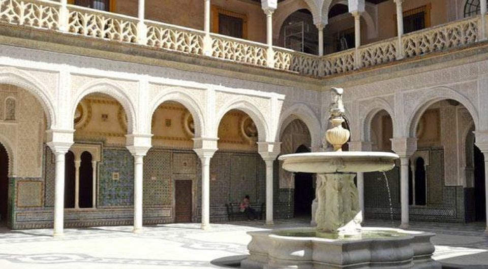 Seville: Casa De Pilatos and Condesa De Lebrija Palace Tour - Discovering Sevilles History and Architecture