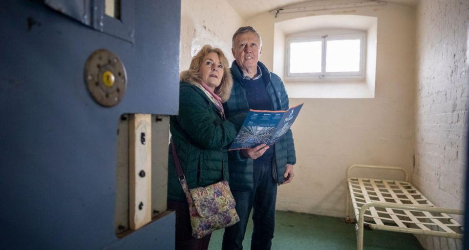 Shrewsbury Prison: Self-Guided Tour - Navigating Prison Wings