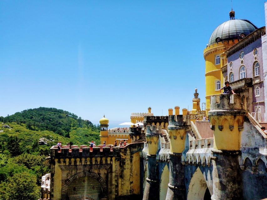 Sintra World Heritage and Cascais Village Tour - Meeting Point and Directions