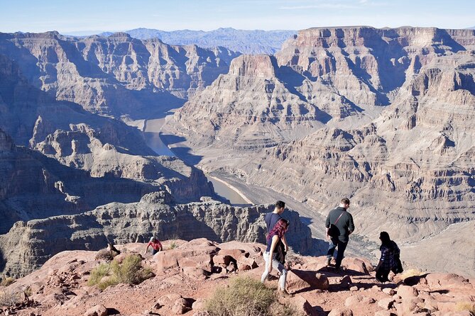 Small Group - Grand Canyon West Rim and Hoover Dam Tour - Memorable Experiences and Atmosphere