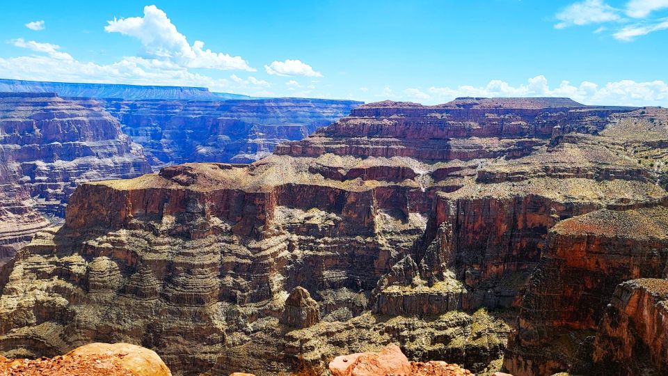 Small Group: West Rim, Hoover Dam, Seven Magic Mountains - Activity Level