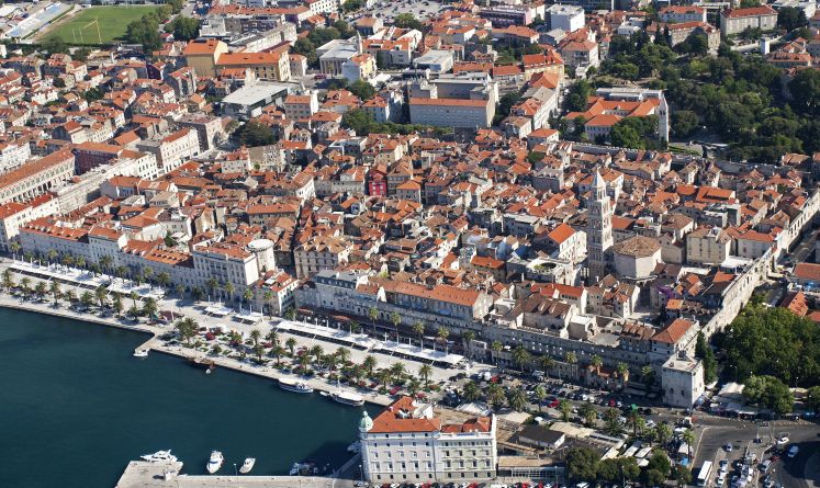 Split: Diocletians Palace & Old Town Guided Walking Tour - Important Information