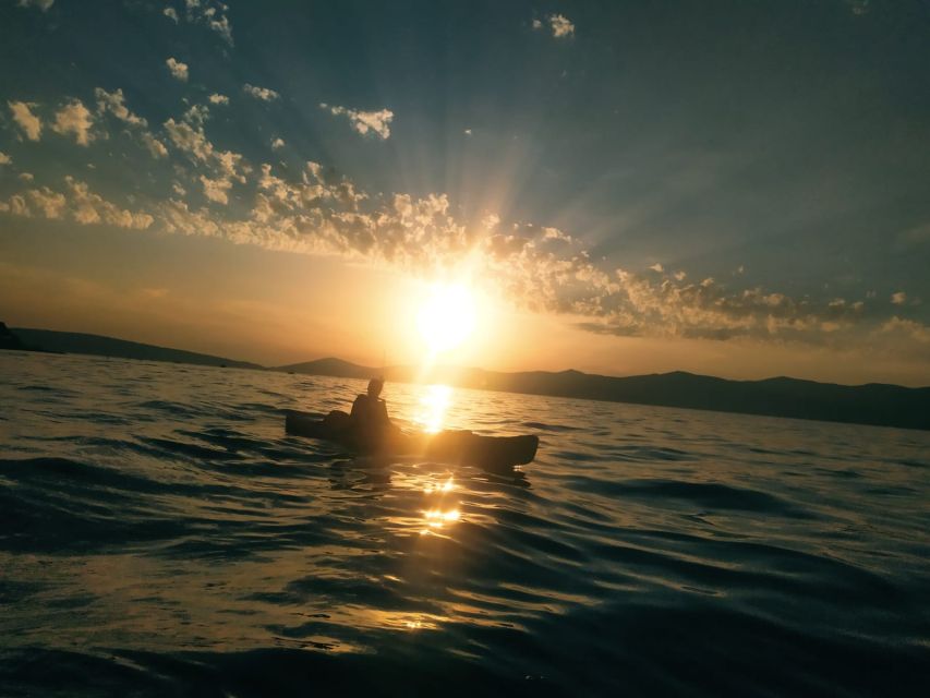 Split: Guided Sunset Sea Kayaking & Snorkeling Tour W/ Wine - Meeting Point and Requirements