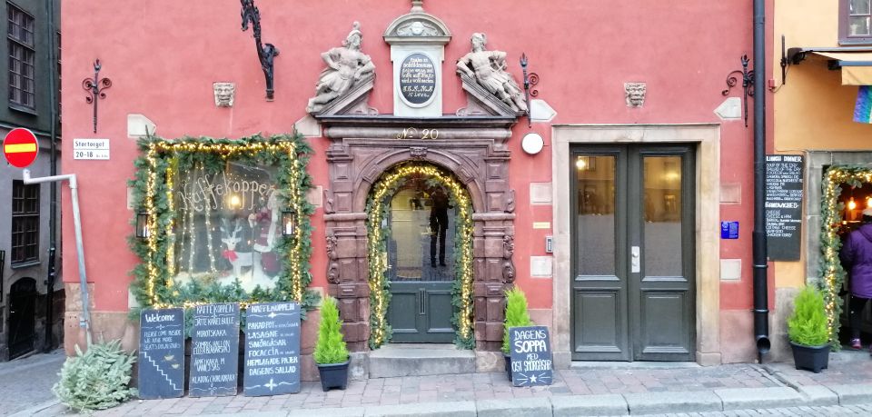 Stockholm: A Beauty On The Water - Old Town Walk & Boat Trip - Flexible Cancellation Policy for Travelers