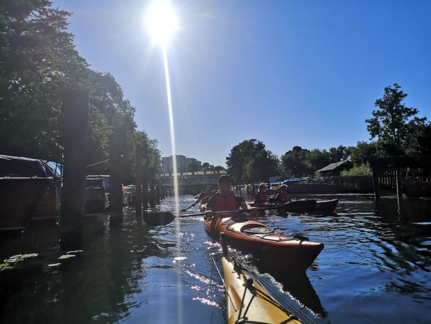 Stockholm: Daytime Kayak Tour in Stockholm City - What to Bring