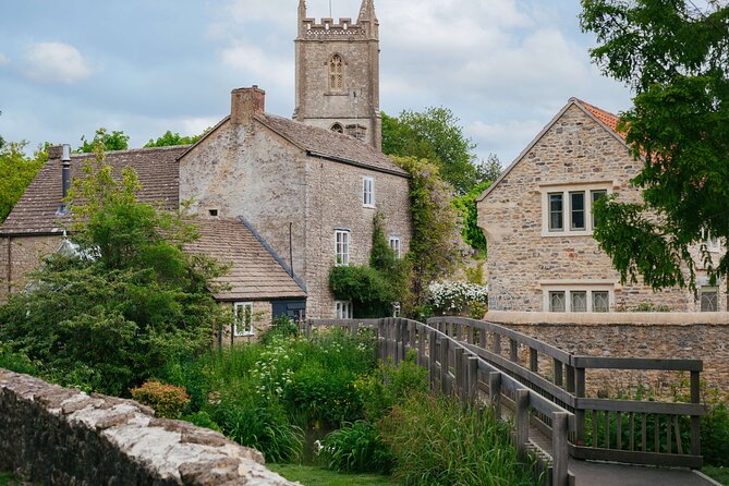 Stonehenge & Secret England From Bath for 2-8 Curious Adventurers - Bypass the Long Lines