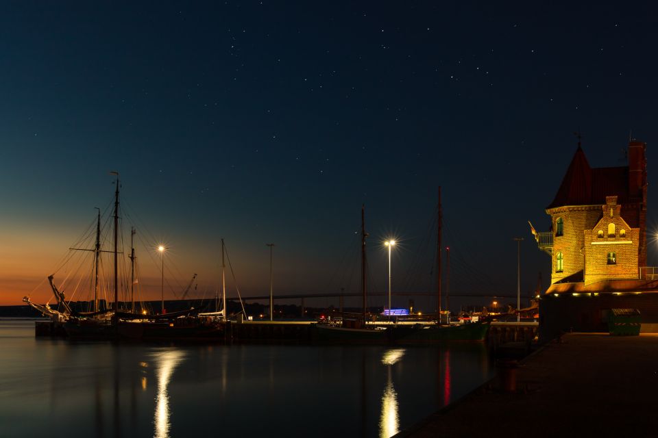 Stralsund: Old Town Evening Tour With a Night Watchman - Age Restrictions