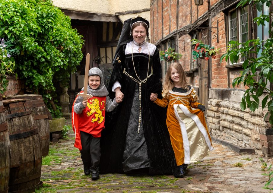 Stratford-upon-Avon: Tudor World Museum Entrance Ticket - The Historic Building and Design