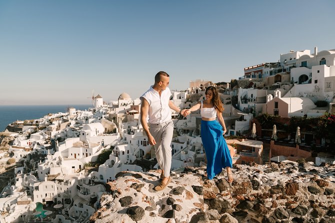 Sunset In Oia & Traditional Villages Bus Tour - Village Exploration