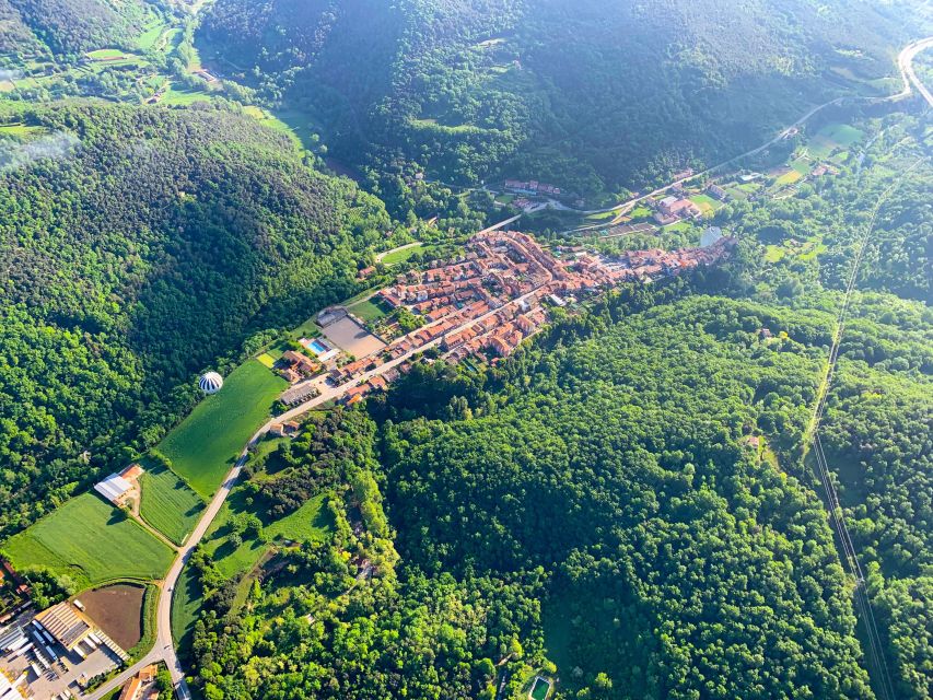 The Garrotxa Volcanoes Half-Day Hot Air Balloon Flight - Cava and Local Pancake