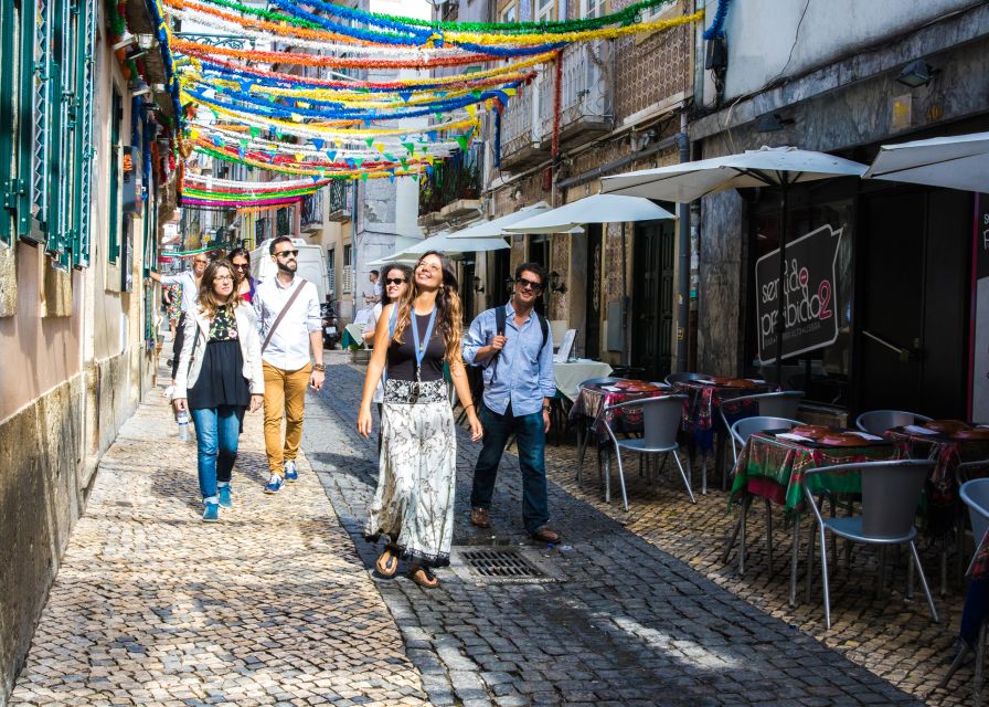 Total Lisbon Experience Walking Tour With Seafood Lunch - Frequently Asked Questions