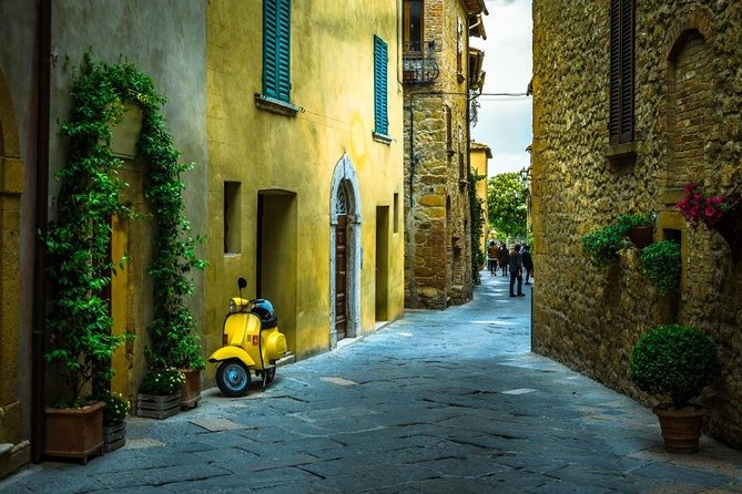 Tuscany Countryside Including Wine Tasting & Lunch - Private Day Trip From Rome - Discovering San Gimignano