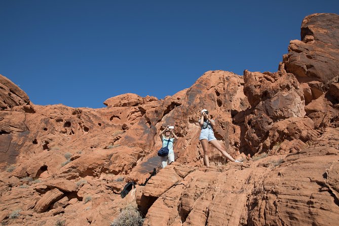 Valley of Fire Guided Hike From Las Vegas - Hiking Options for All Levels