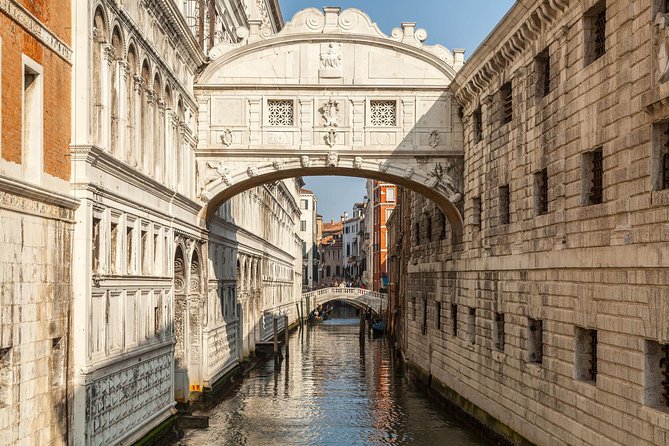 Venice: Doges Palace Ticket & Guided Tour + St. Marks Area Tour - St. Marks Area Tour