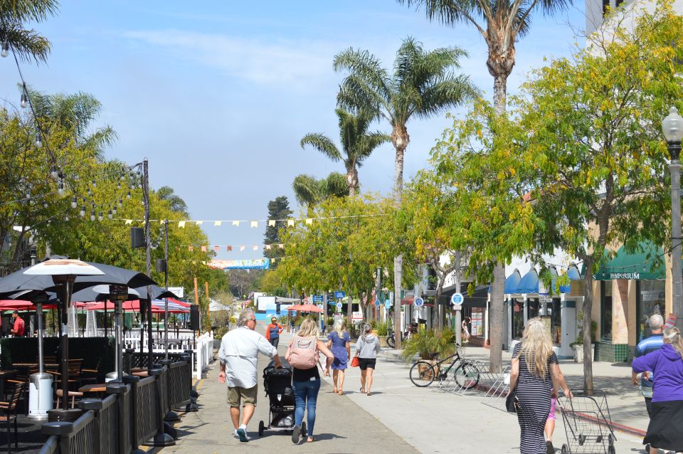 Ventura: Scavenger Hunt Self-Guided Walking Tour - Mission San Buenaventura