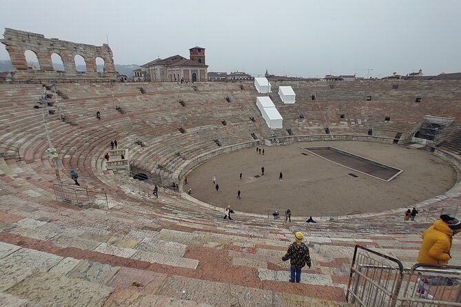 Verona Small Group Walking Tour With Cable Car and Arena Tickets - Exploring Verona