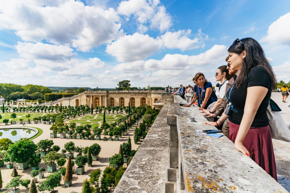 Versailles: Palace of Versailles and Marie Antoinette Tour - Fascinating Lives of Monarchs