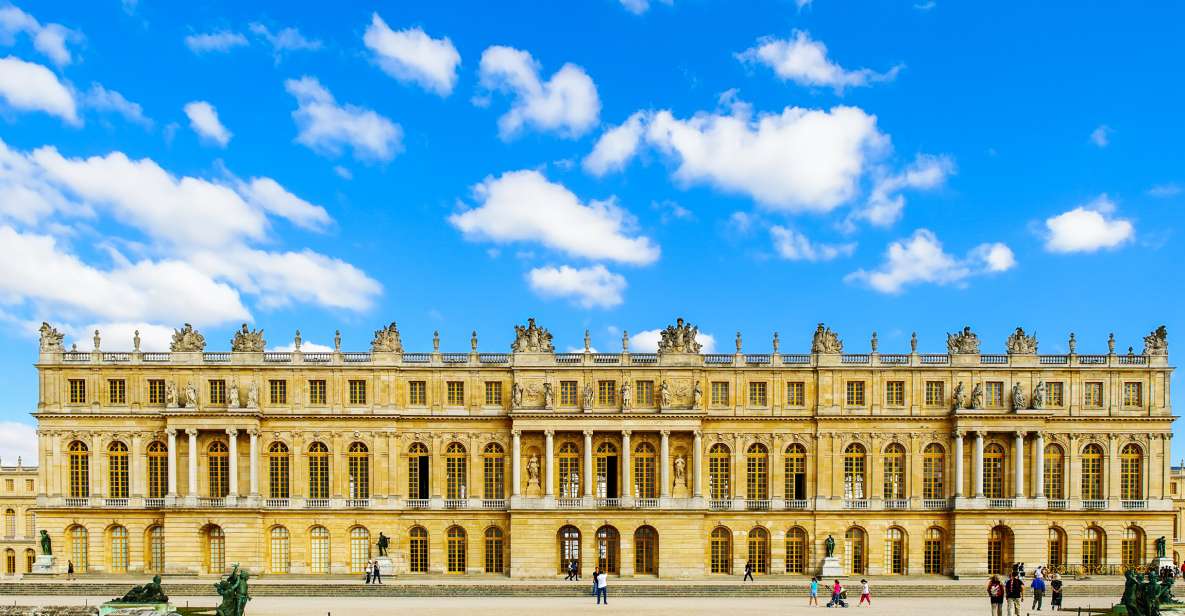 Versailles: Palace of Versailles Timed Entry Ticket - Dining and Refreshments