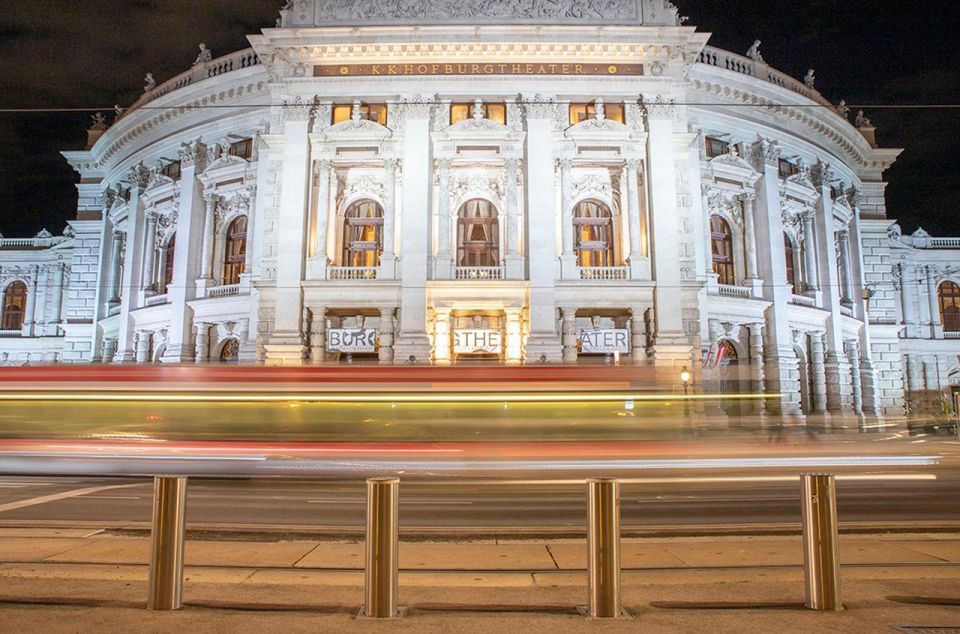 VIENNA at Night! Phototour of the Most Beautiful Buildings - Capturing Unique Shots