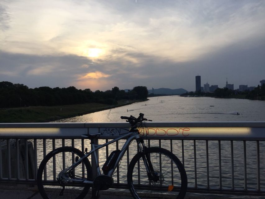 Vienna: Guided E-Bike Tour - Small Group Tour